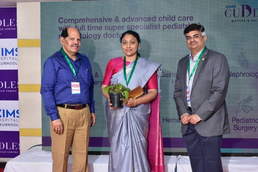Dr. Swetha speaking at clinical conference
